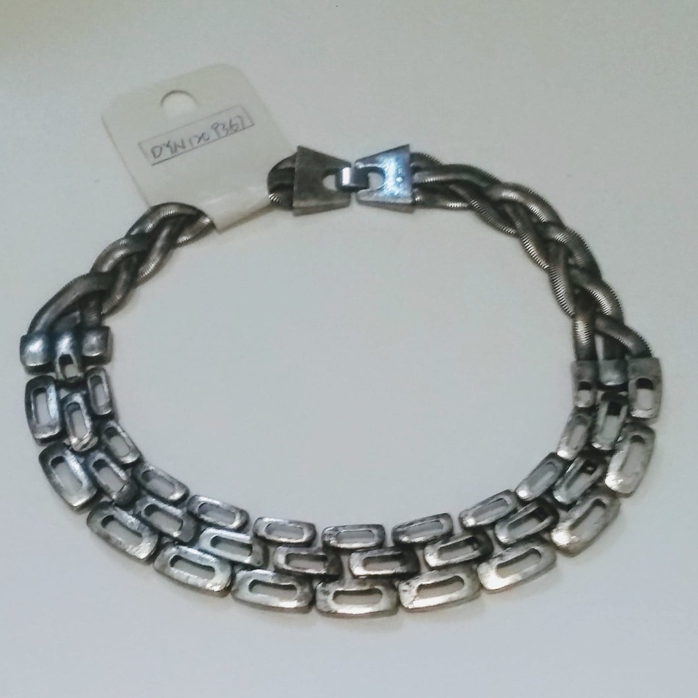 Beautiful Choker Necklace